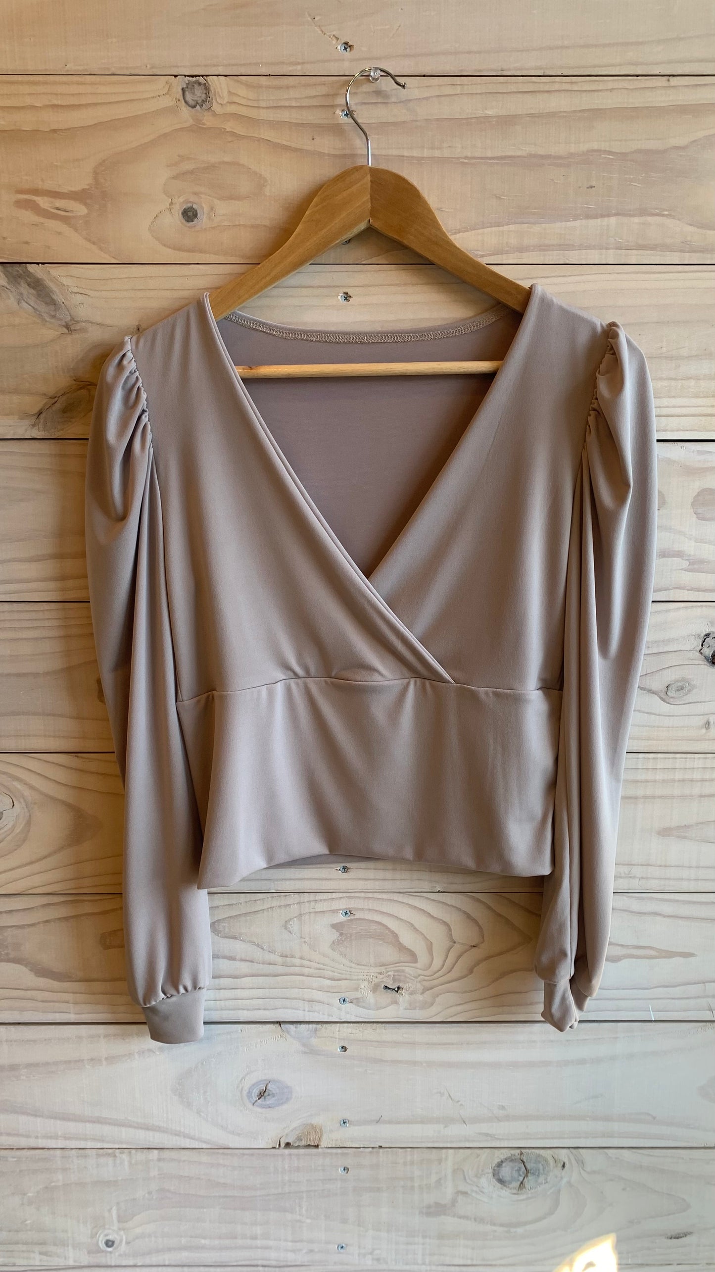 Polera básica, modelo princesa