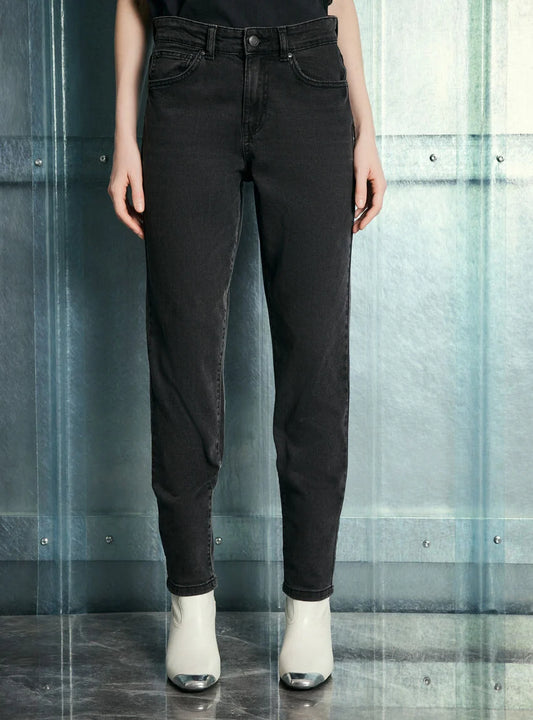 Mom Jeans Foster