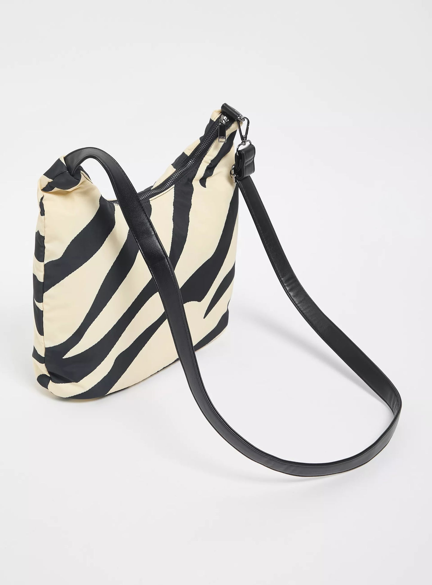 Cartera Foster