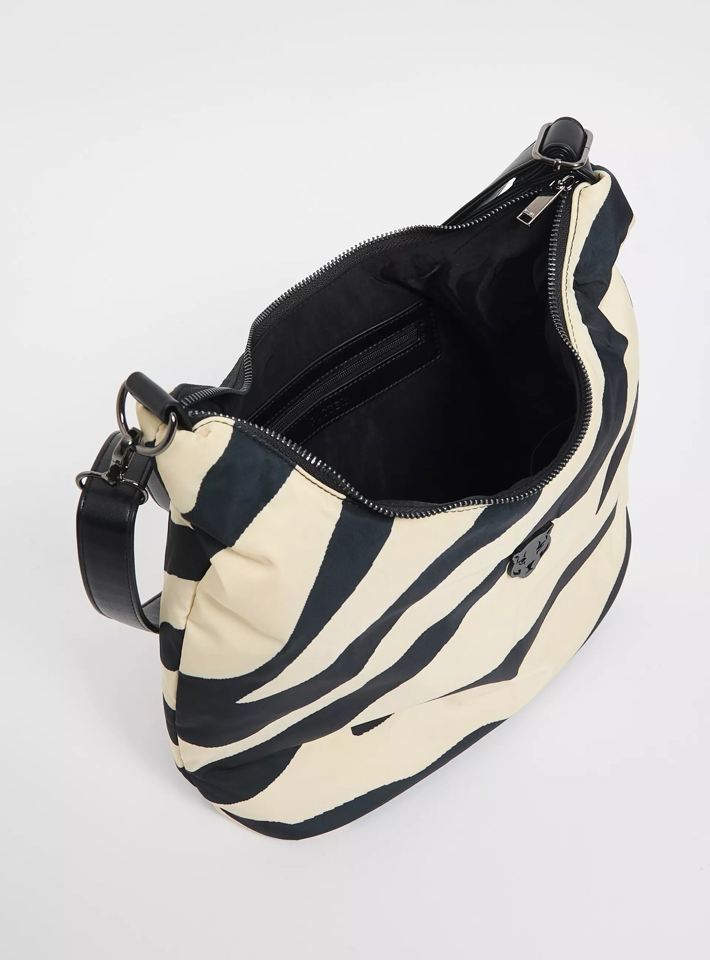 Cartera Foster