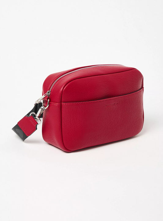 Bandolera Roja Opposite