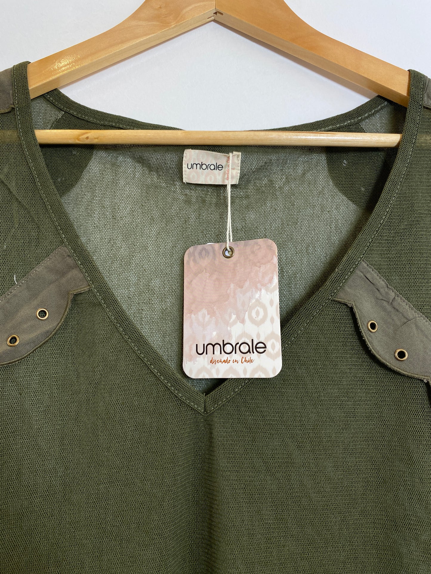 Polera Malla Umbrale