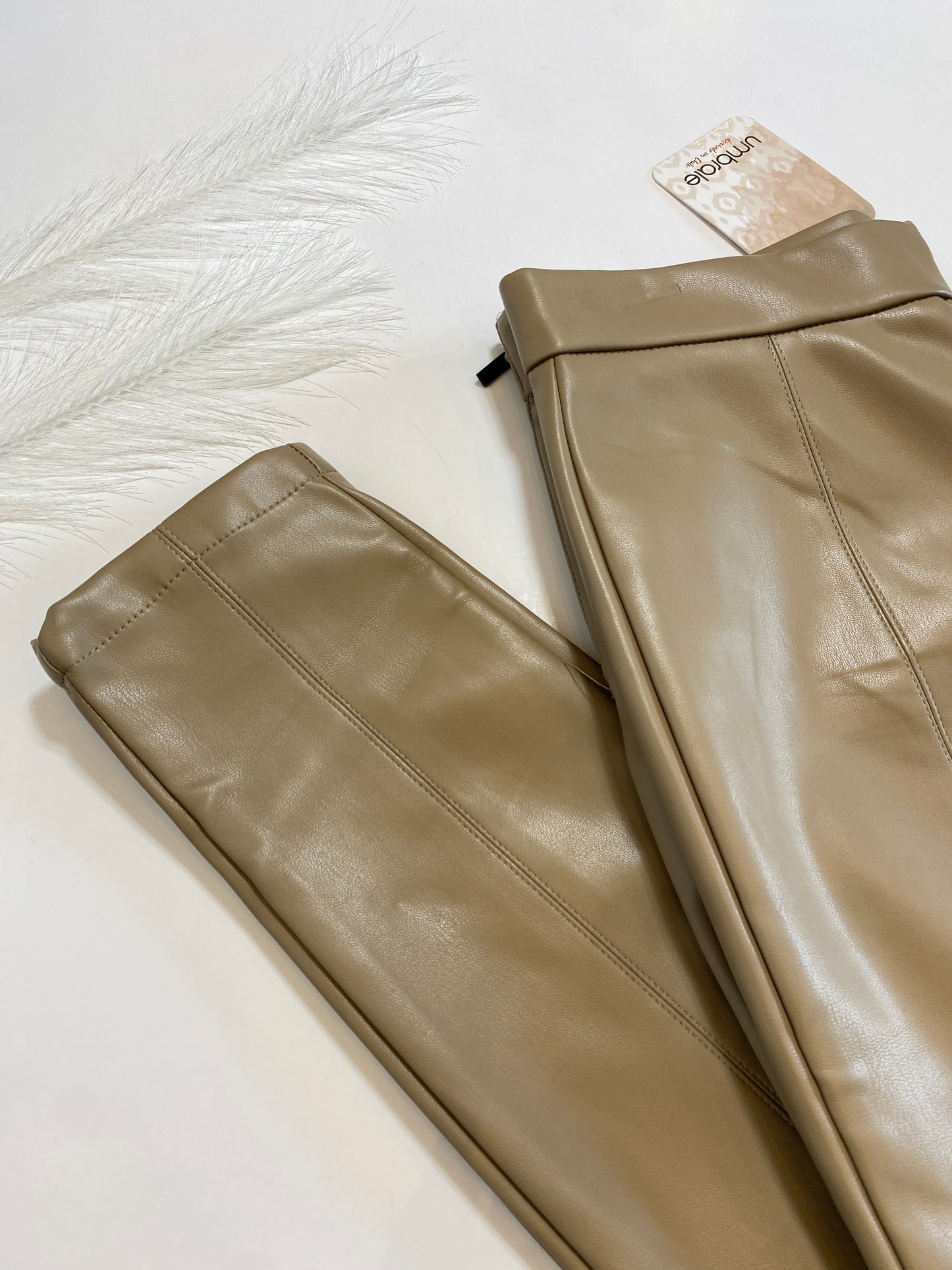Skinny Cuerina Umbrale